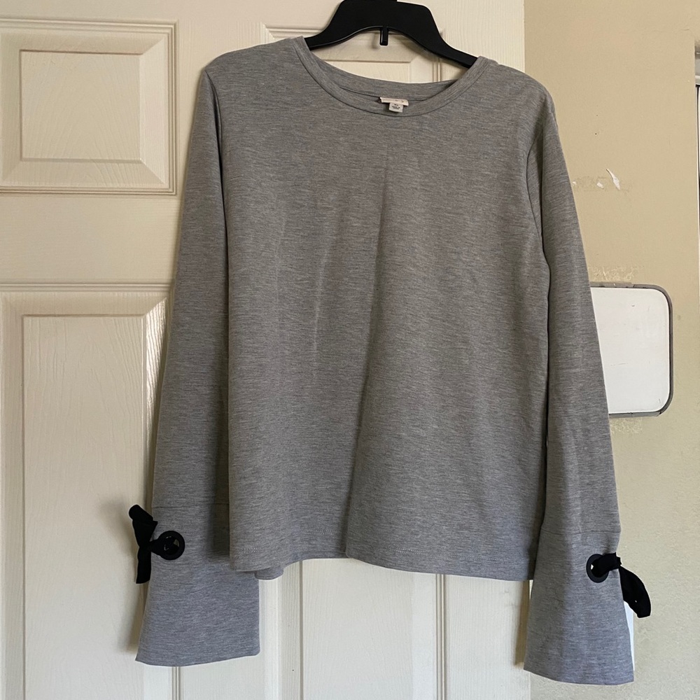 NWOT A New Day Heather Grey Sweatshirt tie sleeves